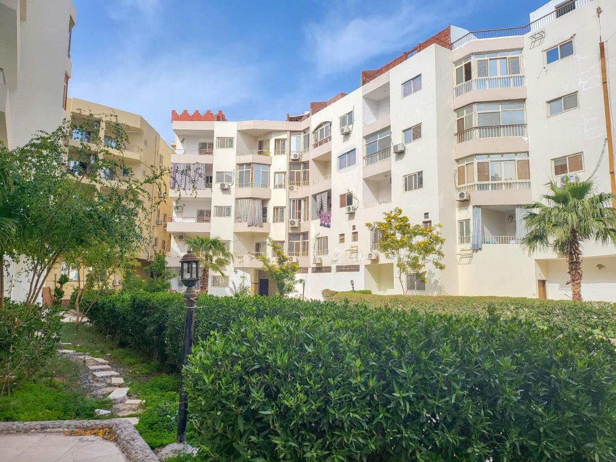 Apartments 1000 And 1 Night Redsealine Хургада Экстерьер фото